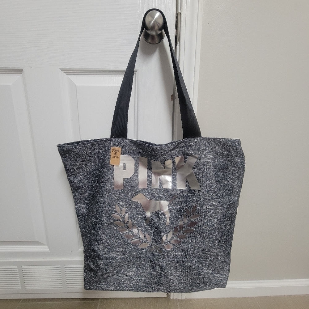PINK Victoria's Secret NWT Weekender Tote Bag With Silver Dog Logo.